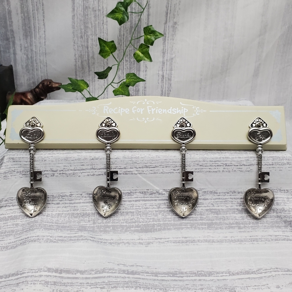 GANZ  Friendship Wall Plaque & Spoons